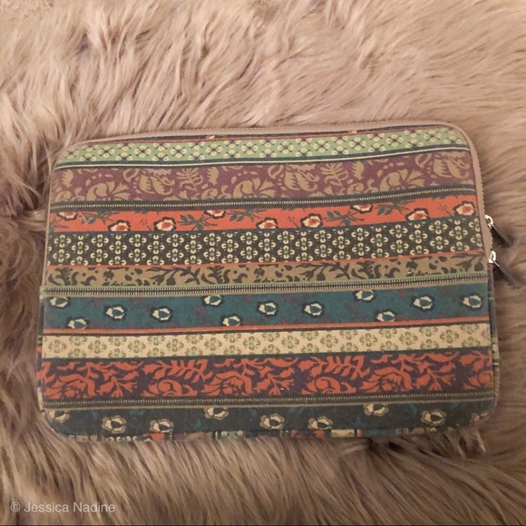 SOLD - Neoprene Bohemian Pattern Laptop Case - Picture 2 of 8
